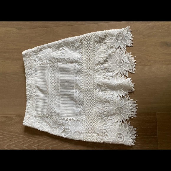 Top shop lace skirt - Picture 2 of 3